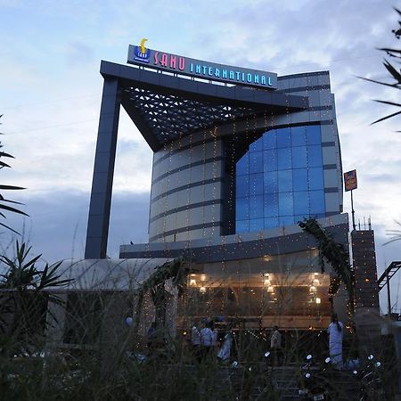 Sanu International Otel Nāmakkal Dış mekan fotoğraf