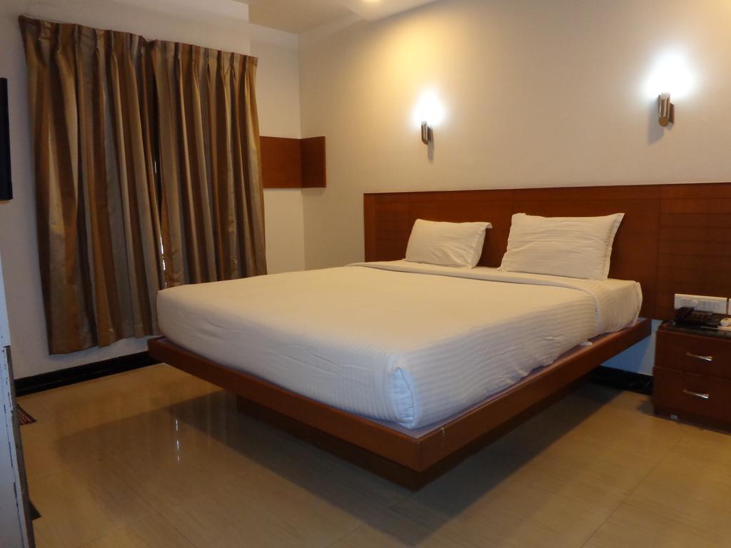 Sanu International Otel Nāmakkal Oda fotoğraf