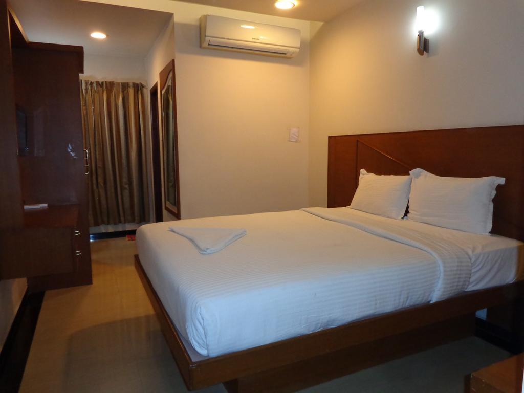 Sanu International Otel Nāmakkal Oda fotoğraf