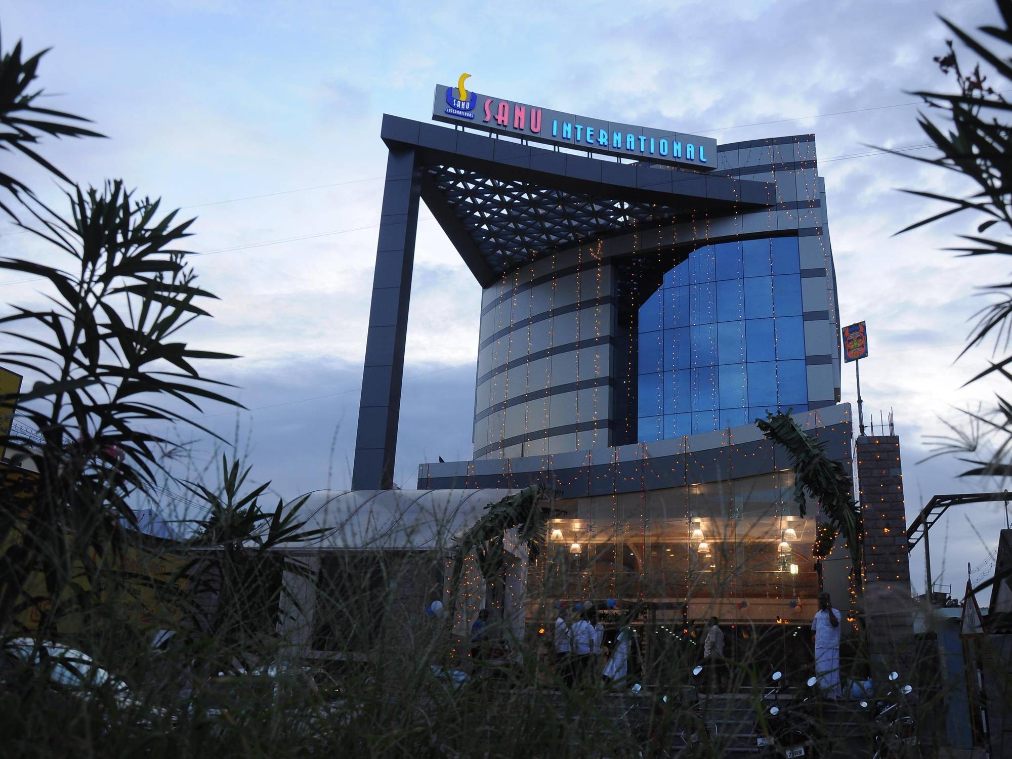 Sanu International Otel Nāmakkal Dış mekan fotoğraf
